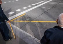 Har vandret gatelangs i Oslo de siste 8 årene og fotografert